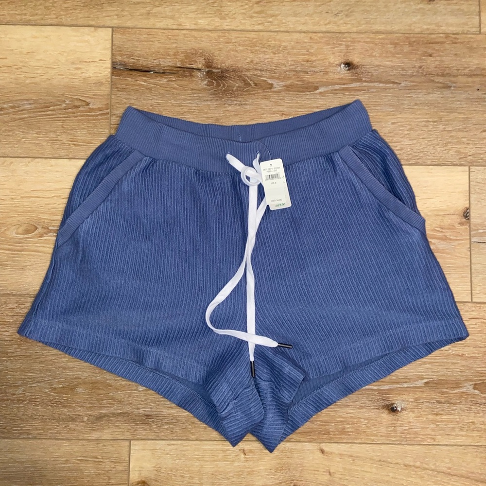 aerie blue corded shorts NWT!! 💙🦋🌀